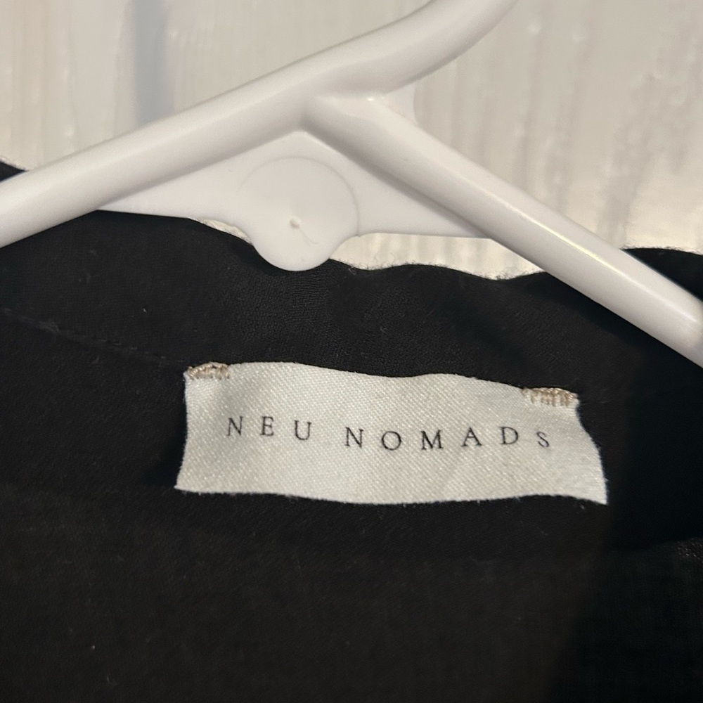 Neu Nomads | Black Shirt | Size X-Small - Picture 2 of 5